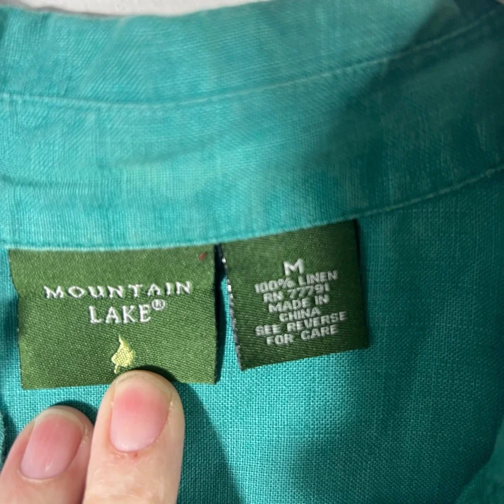 Mountain Lake Sleeveless Linen Button Shirt Green M Embroidered Details